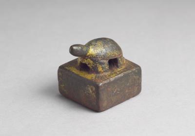 图片[2]-Bronze seal cast with “Xin ding xian hou zhi yin”, Wei and Jin period (220-420)-China Archive